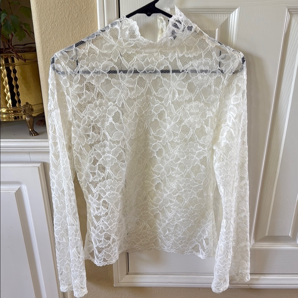 Moda International White Lace Long Sleeve Blouse